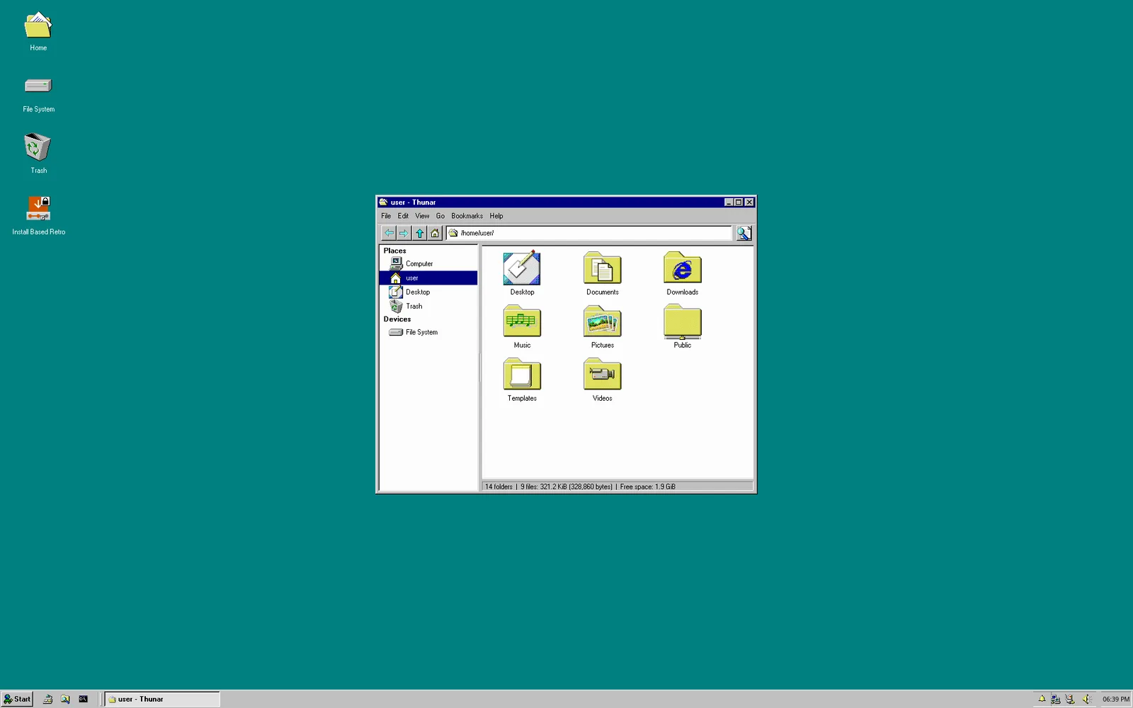The Based Chicago95 desktop, booted live